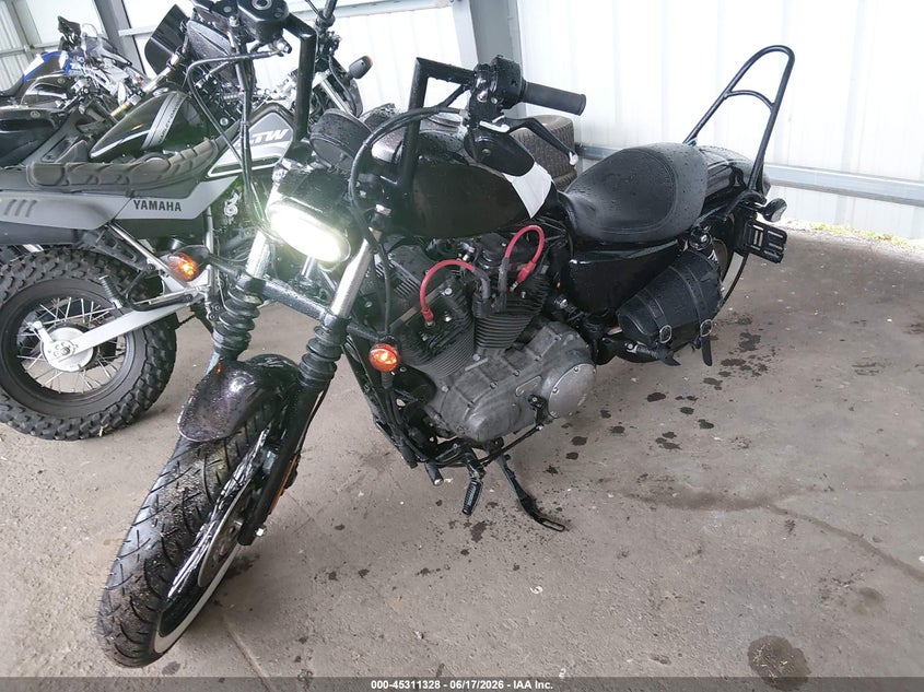 HARLEY-DAVIDSON XL1200 2009