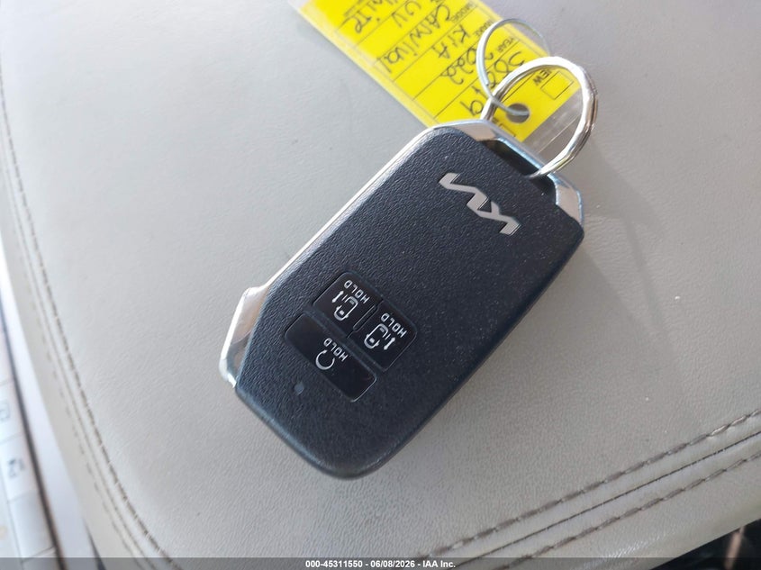 2022 Kia Carnival Mpv Lx Seat Package VIN: KNDNB4H30N6131925 Lot: 45311550
