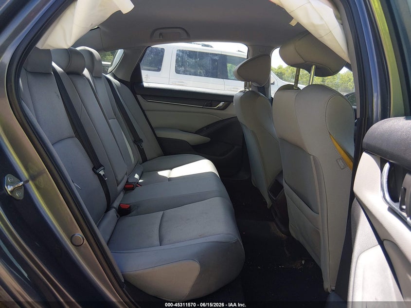 VIN 1HGCV1F17KA019695 2019 HONDA ACCORD LX