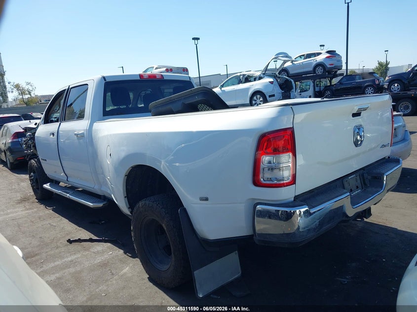 2019 Ram 3500 Big Horn 4X4 8' Box VIN: 3C63RRHL2KG667972 Lot: 45311590
