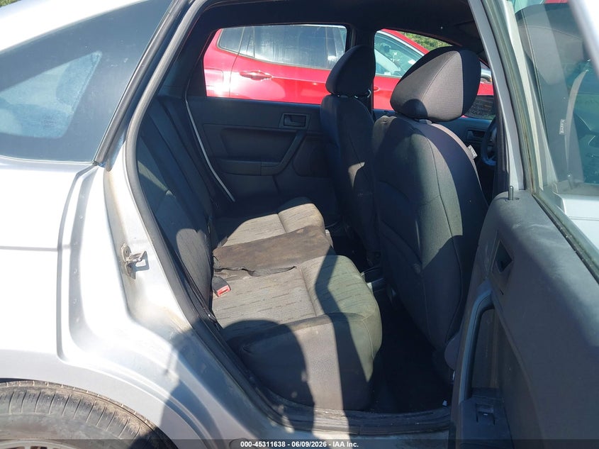 2010 FORD FOCUS auction photo 8