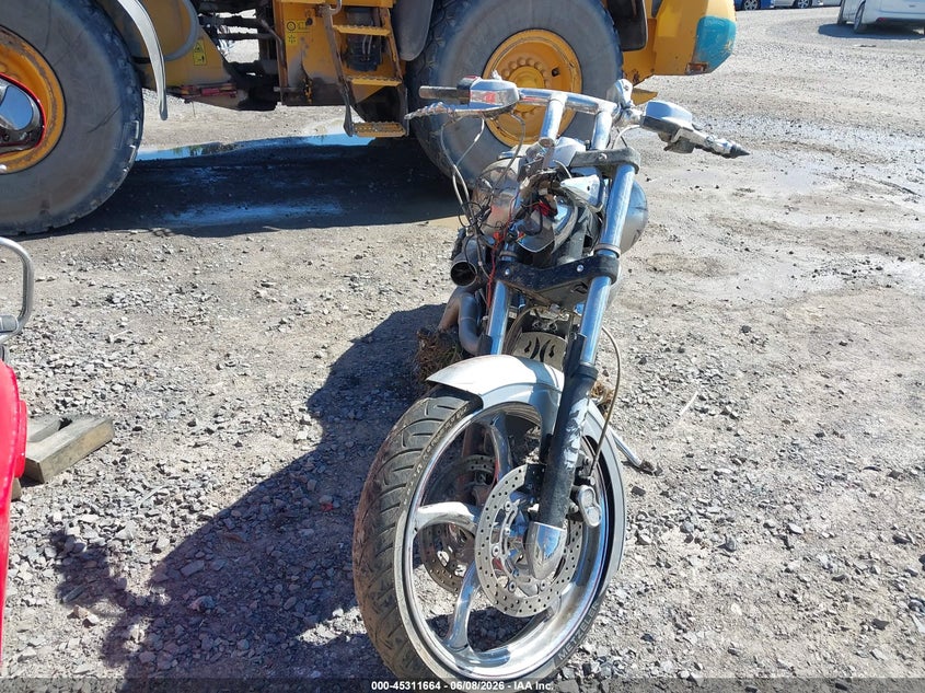 2009 YAMAHA XV MOTO 2