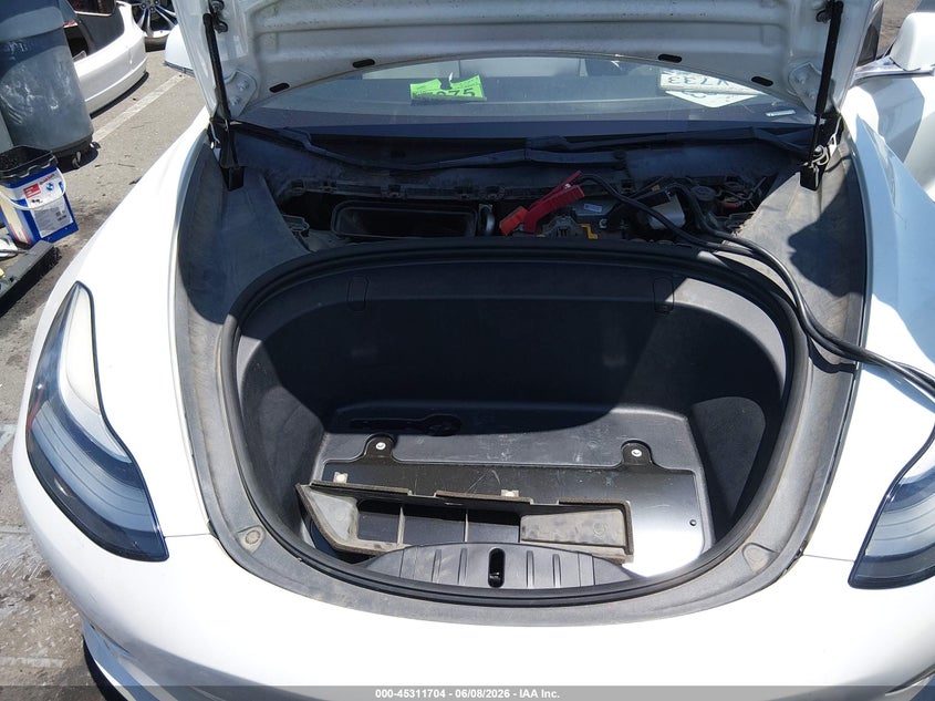 AtlanticExpress - Tesla Model 3