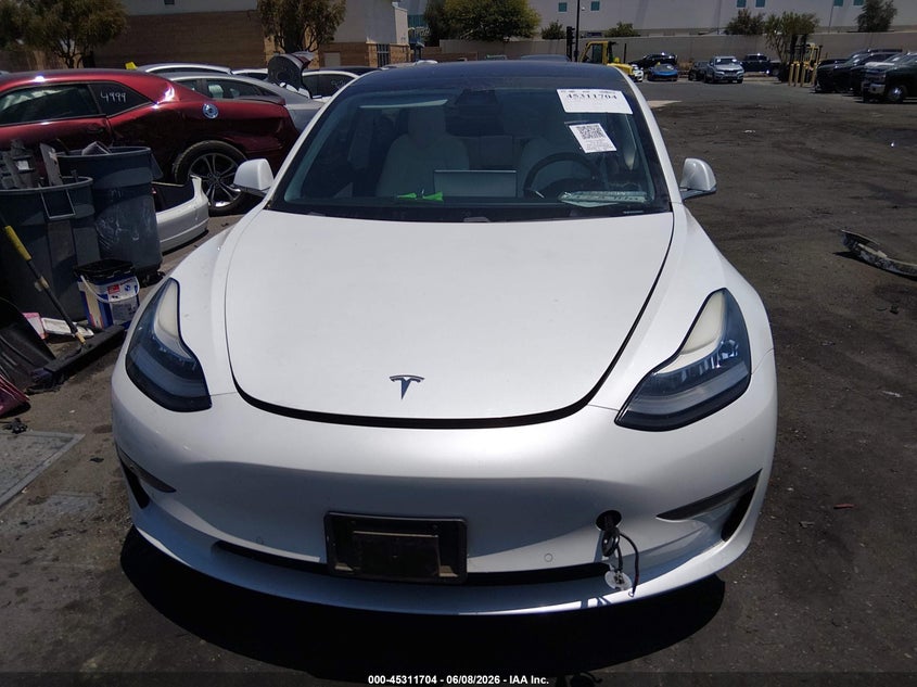 AtlanticExpress - Tesla Model 3