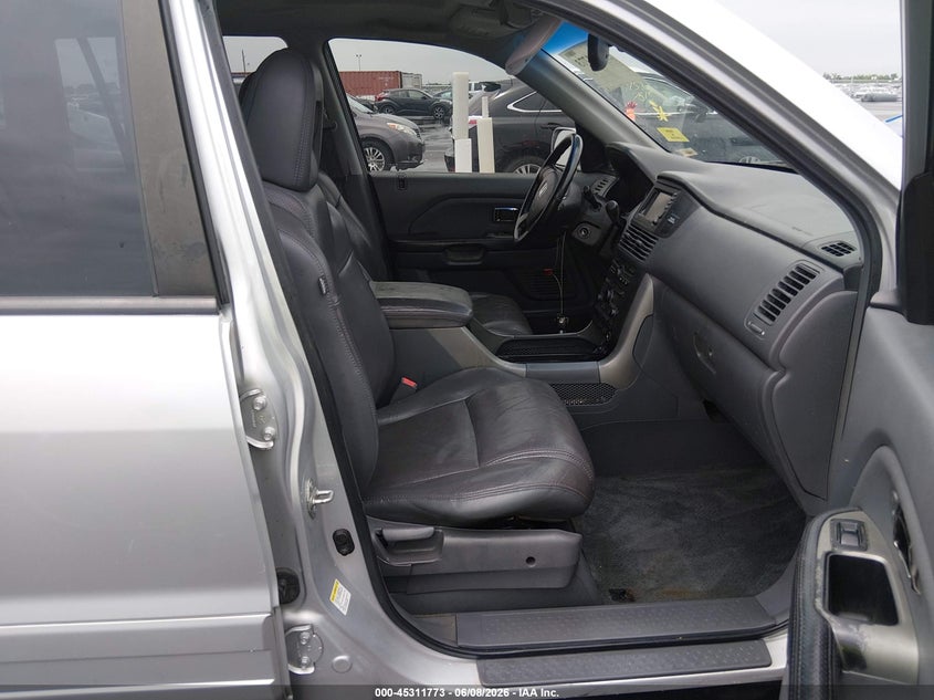 2005 HONDA PILOT auction photo 5