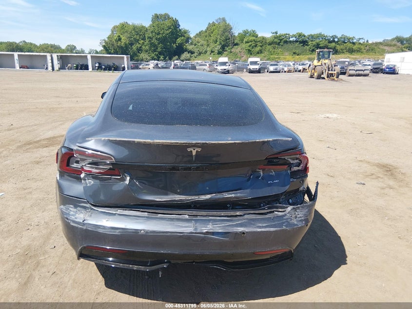 2021 Tesla Model S Plaid Tri Motor All-Wheel Drive VIN: 5YJSA1E68MF433694 Lot: 45311795