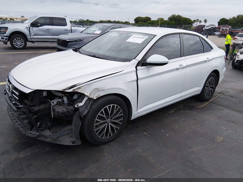 3VWC57BU6MM054006 2021 VOLKSWAGEN JETTA 1.4T R-LINE/1.4T S/1.4T SE photo 1