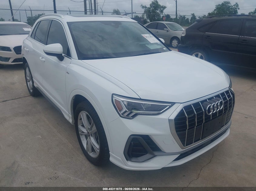 Vin: wa1decf31r1037050, lot: 45809804, audi q3 premium 45 tfsi s line quattro tiptronic 2024 img_1