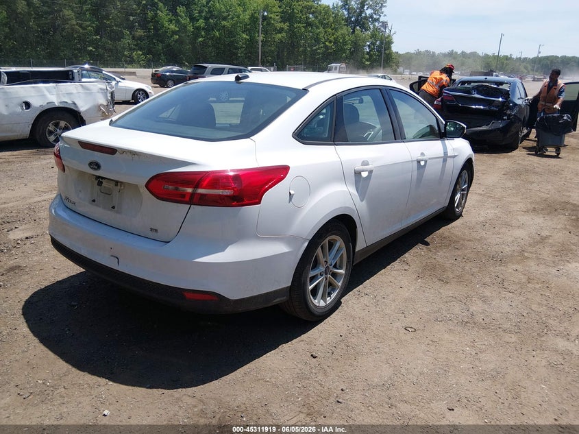Vin: 1fadp3f25hl336153, lot: 45809845, ford focus se 20174