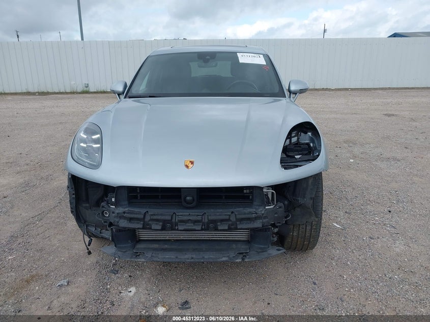 2024 Porsche Macan T VIN: WP1AA2A57RLB07340 Lot: 45312023