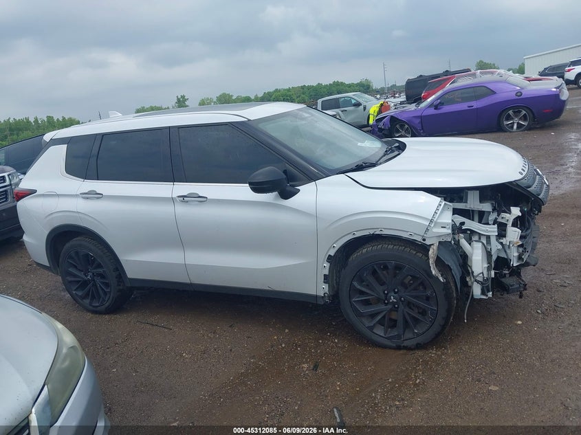 2022 Mitsubishi Outlander Black Edition S-Awc/Se 2.5 S-Awc/Se Launch Edition S-Awc VIN: JA4J4UA83NZ080556 Lot: 45312085
