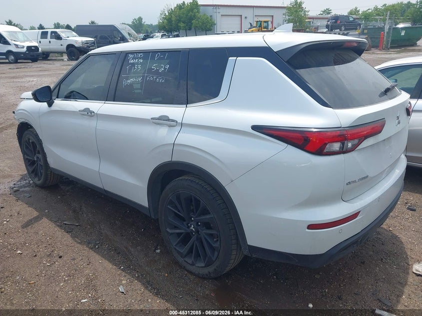 Vin: ja4j4ua83nz080556, lot: 45810011, mitsubishi outlander black edition s-awc/se 2.5 s-awc/se launch edition s-awc 20223