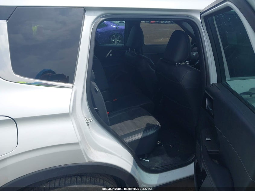 2022 Mitsubishi Outlander Black Edition S-Awc/Se 2.5 S-Awc/Se Launch Edition S-Awc VIN: JA4J4UA83NZ080556 Lot: 45312085