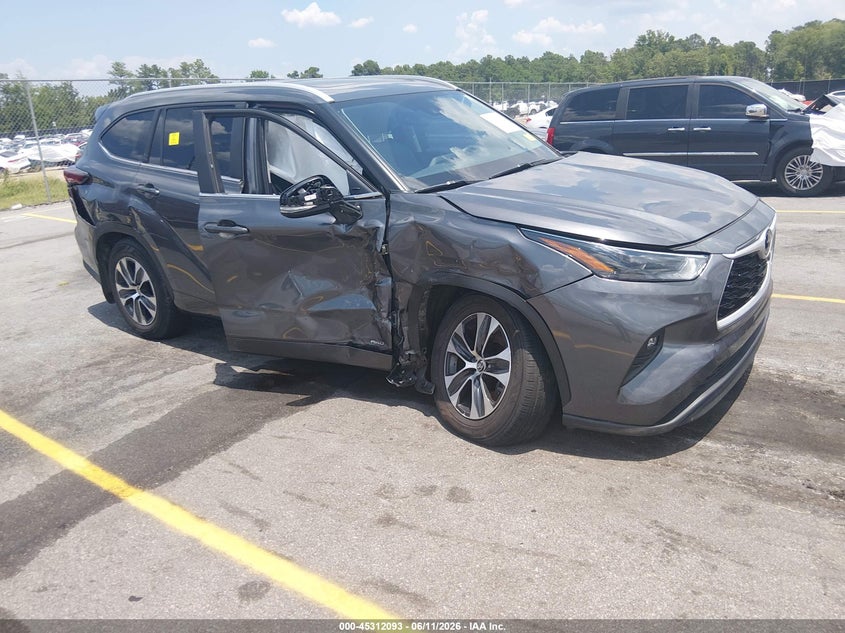 2025 Toyota Highlander Hybrid