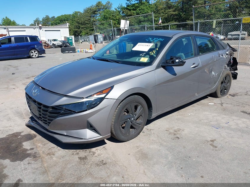 2021 HYUNDAI ELANTRA auction photo 2