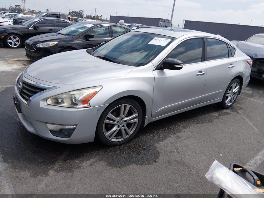 Vin: 1n4bl3ap1dn533552, lot: 45810137, nissan altima 3.5 sv 20132