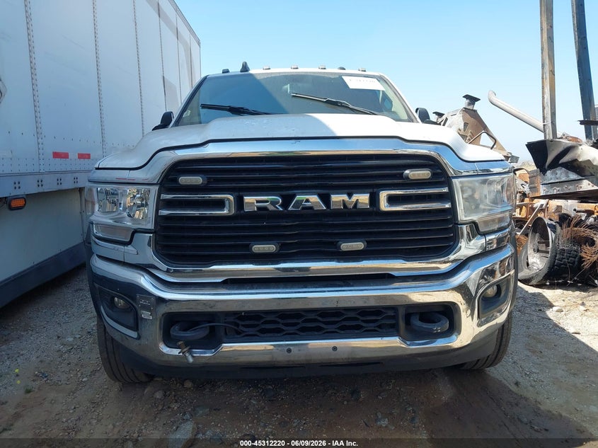 2019 Ram 5500 Chassis Tradesman/Slt VIN: 3C7WRMDL2KG599836 Lot: 45312220