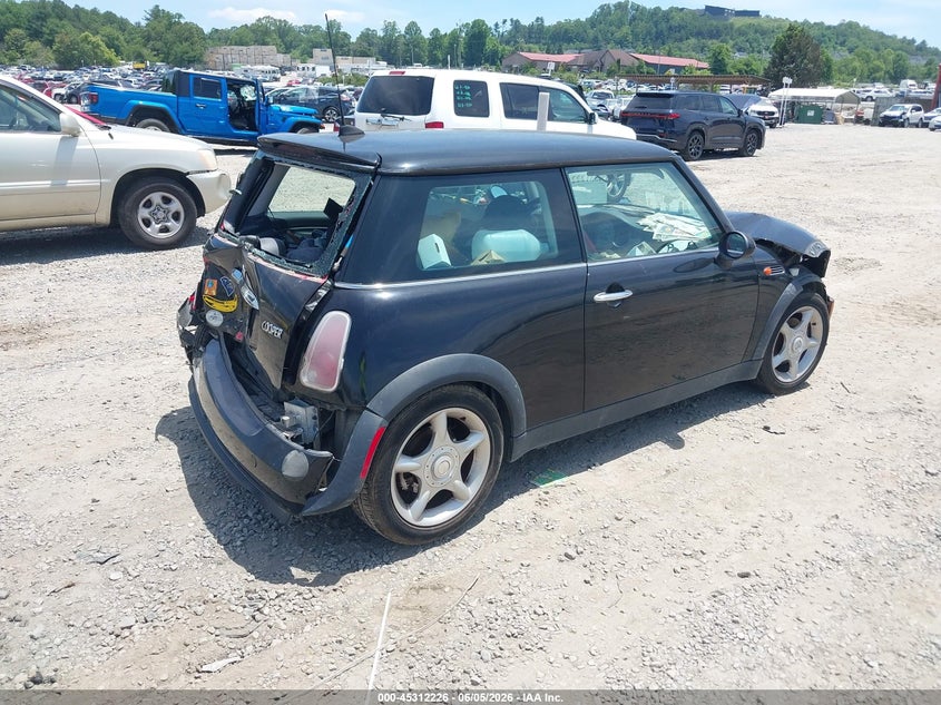 2005 Mini Cooper VIN: WMWRC33505TJ71132 Lot: 45312226