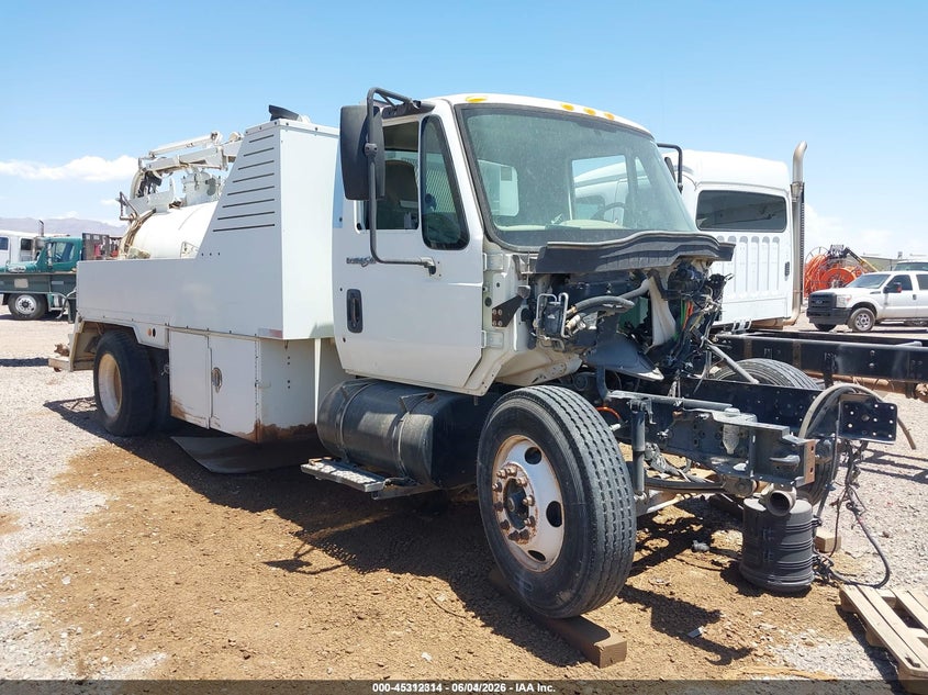 2009 INTERNATIONAL 4000 4300