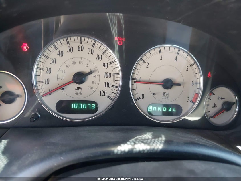 2004 Chrysler Town & Country Limited VIN: 2C8GP64L94R562278 Lot: 45312344
