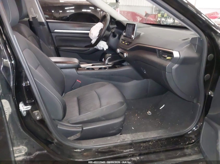 2021 NISSAN ALTIMA auction photo 5