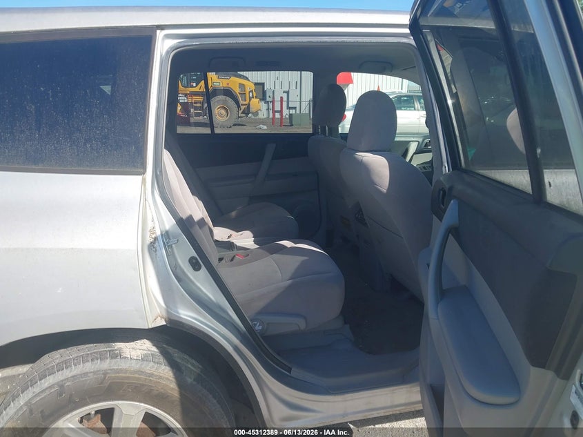 2008 TOYOTA HIGHLANDER auction photo 8