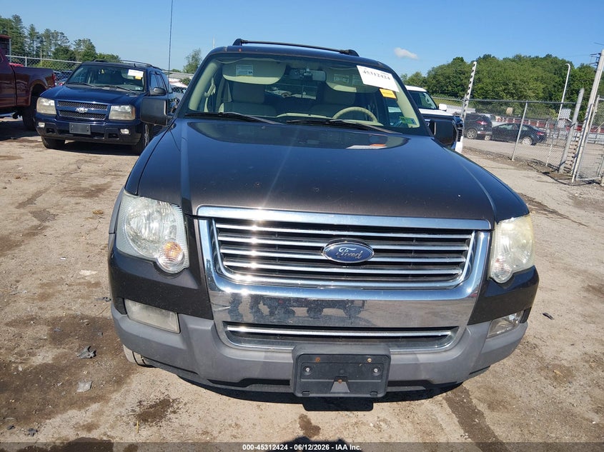 2006 Ford Explorer Xlt VIN: 1FMEU73816UA04575 Lot: 45312424