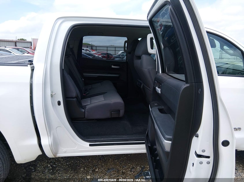 2020 TOYOTA TUNDRA auction photo 8