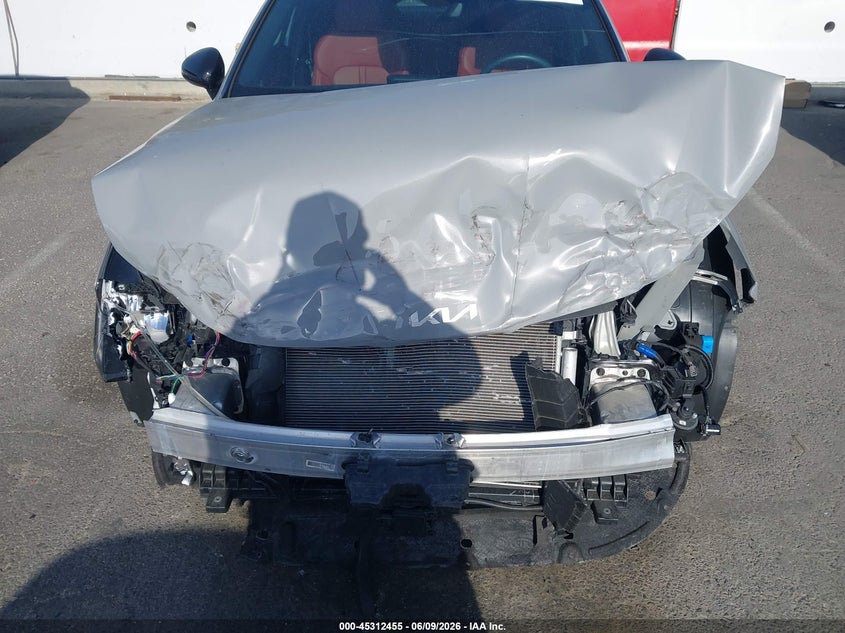 2025 KIA K5 auction photo 6