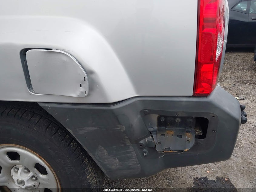 2011 NISSAN XTERRA auction photo 6