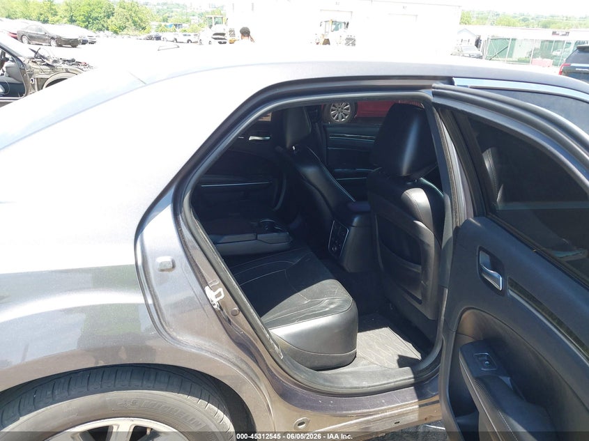 2013 Chrysler 300C VIN: 2C3CCAET0DH650093 Lot: 45312545