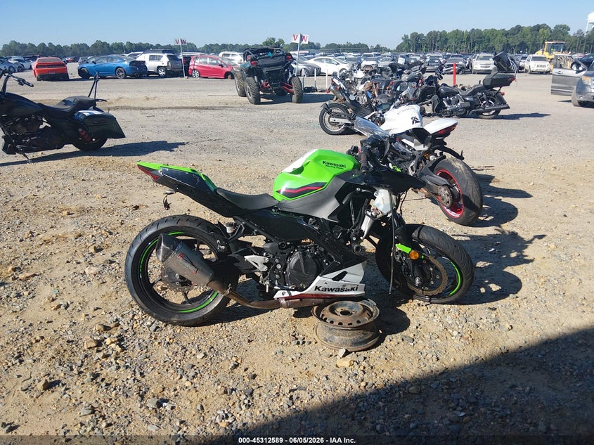 2022 Kawasaki Ex400 VIN: JKAEXKG14NDAG9813 Lot: 45312589