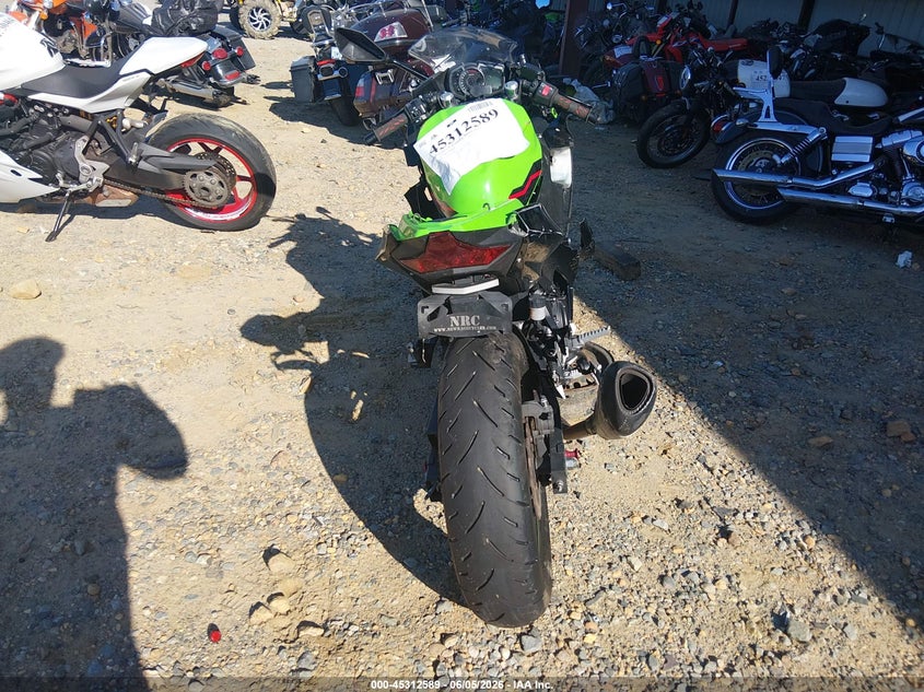 2022 Kawasaki Ex400 VIN: JKAEXKG14NDAG9813 Lot: 45312589