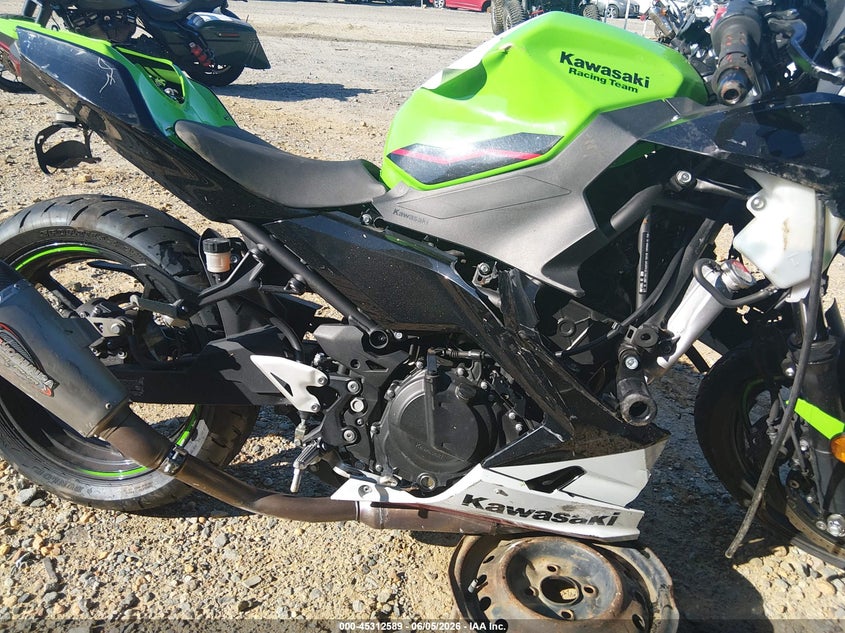 2022 Kawasaki Ex400 VIN: JKAEXKG14NDAG9813 Lot: 45312589