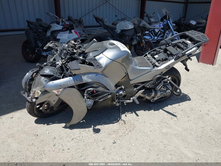2016 Kawasaki Zg1400 E VIN: JKBZGNE10GA004318 Lot: 45312591