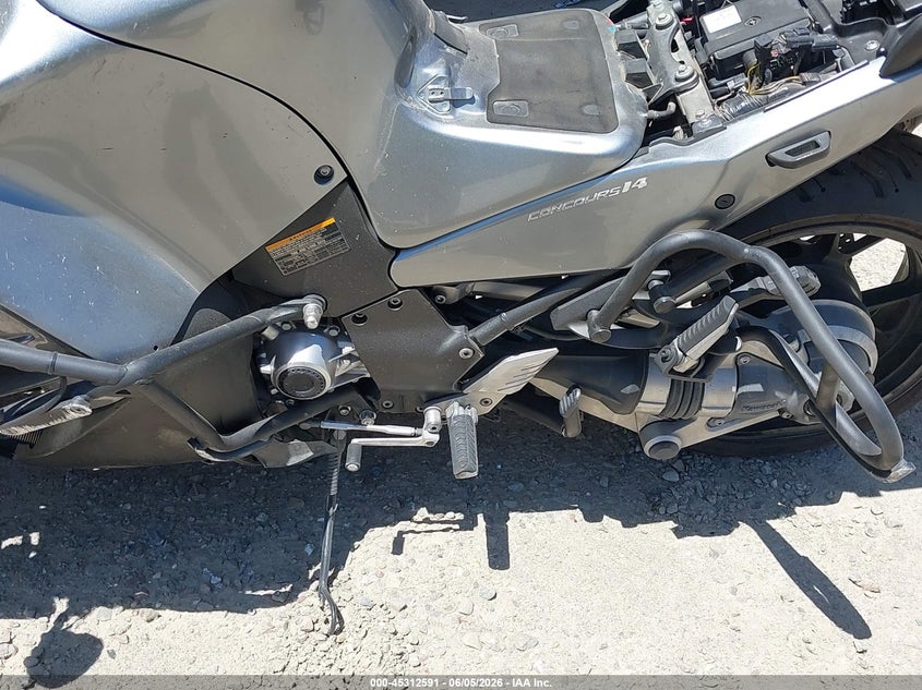 2016 Kawasaki Zg1400 E VIN: JKBZGNE10GA004318 Lot: 45312591