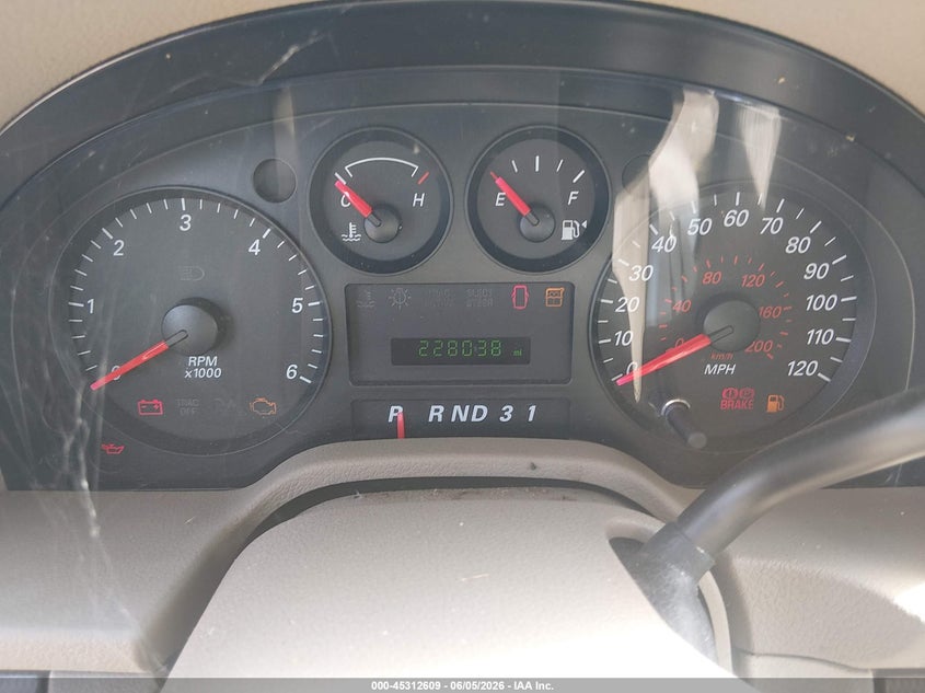 2004 FORD FREESTAR auction photo 7