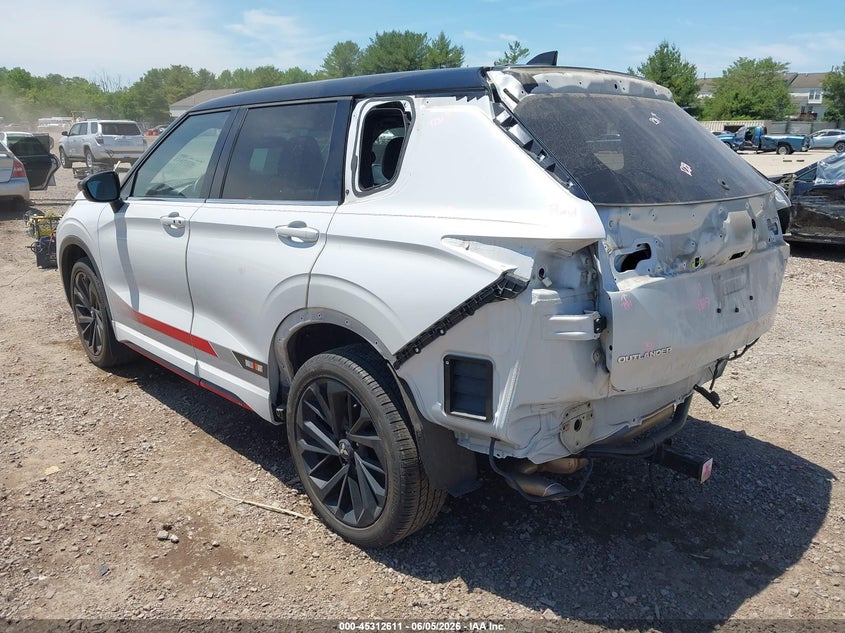 2023 MITSUBISHI OUTLANDER auction photo 3