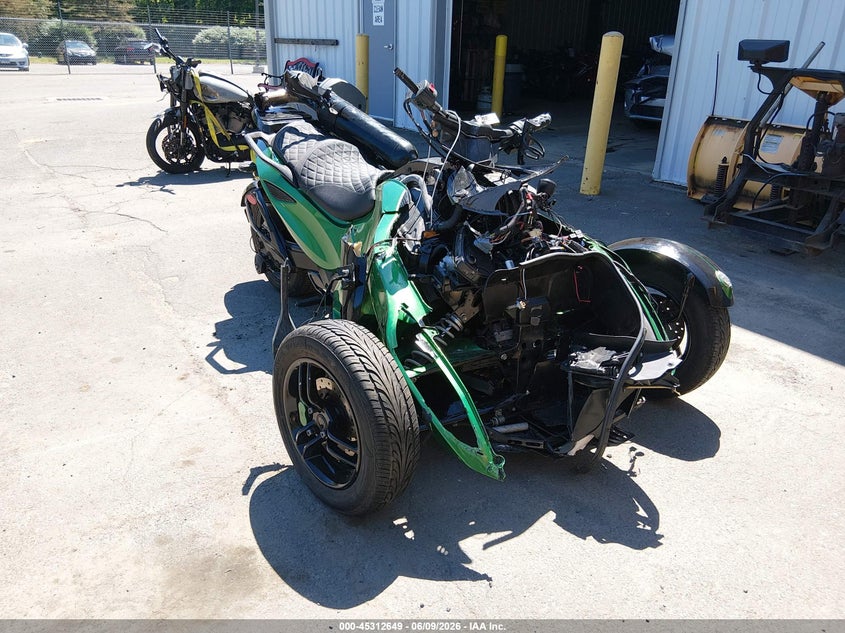 2012 can-am/ brp spyder