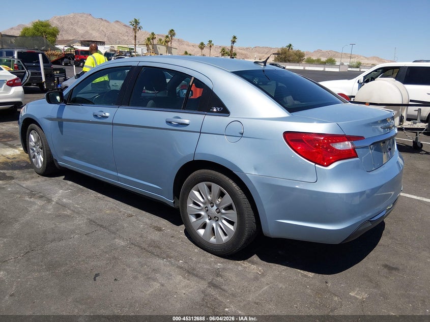 Vin: 1c3ccbab4dn620802, lot: 45810614, chrysler 200 lx 20133