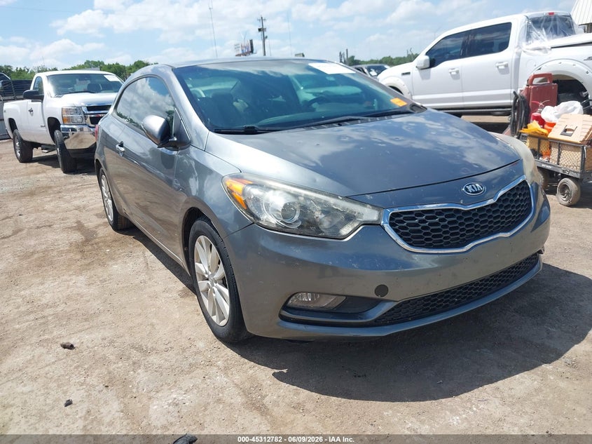 2015 KIA FORTE KOUP auction photo 1