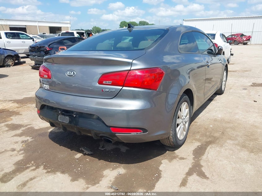 2015 KIA FORTE KOUP auction photo 4