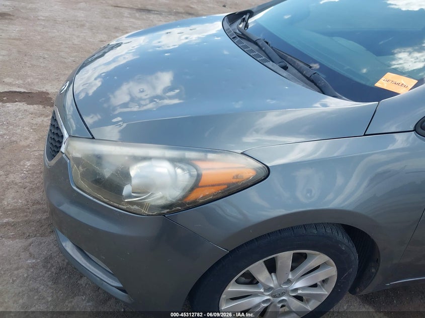 2015 KIA FORTE KOUP auction photo 6