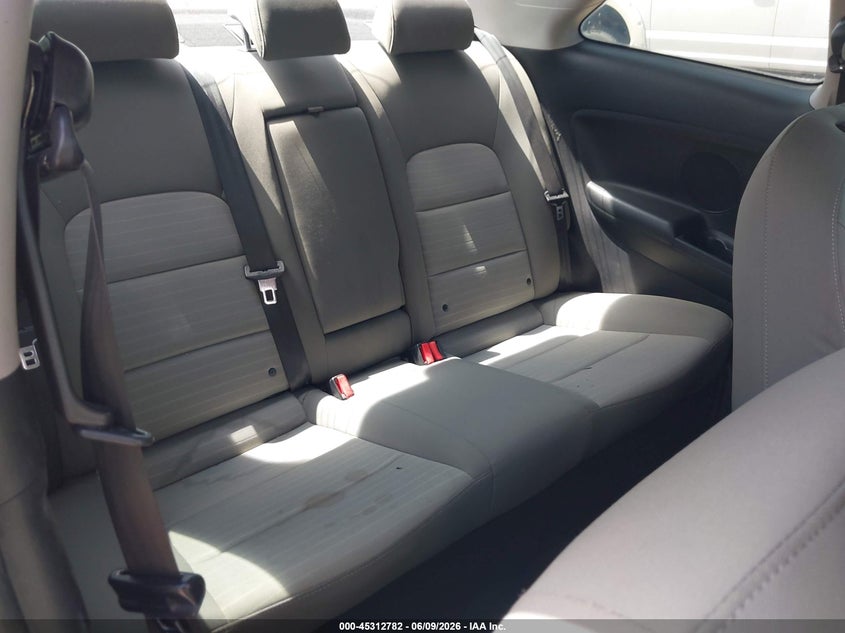 2015 KIA FORTE KOUP auction photo 8