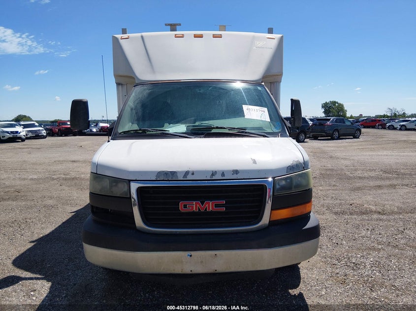 2005 GMC Savana Cutaway Standard W/C7L/C7N VIN: 1GDJG31U451246601 Lot: 45312798