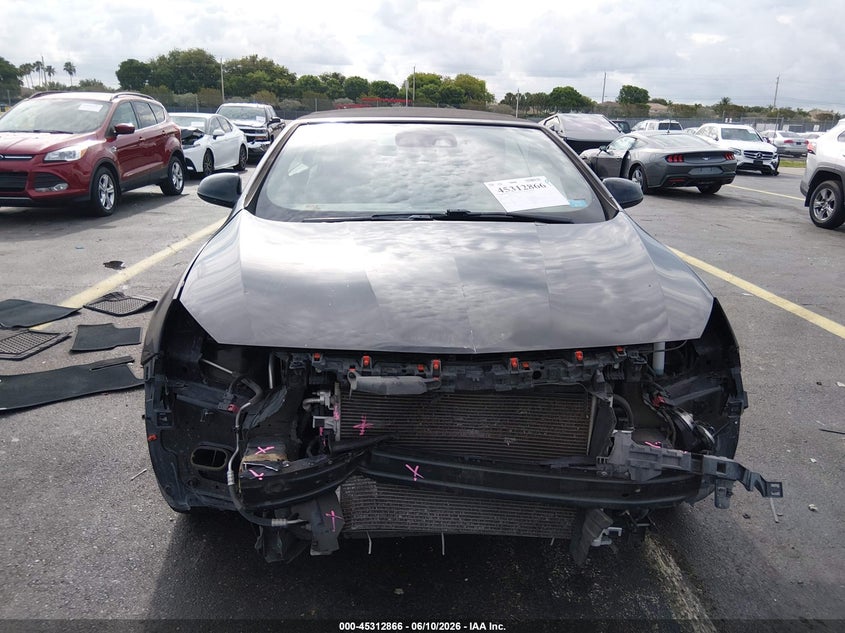VIN: W04WH3N51KG344773 2019 BUICK CASCADA PREMIUM