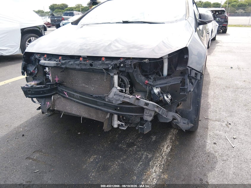 2019 BUICK CASCADA auction photo 6