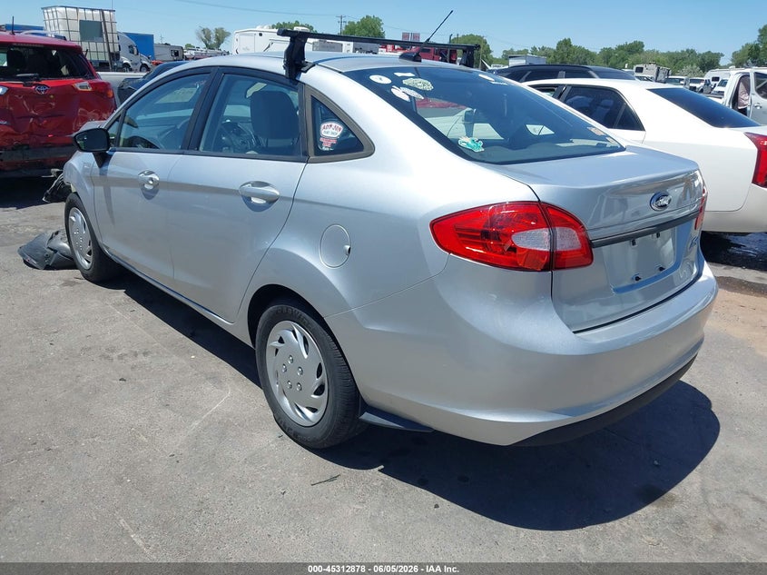 2013 FORD FIESTA auction photo 3