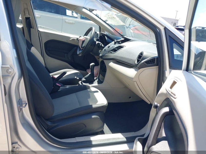 2013 FORD FIESTA auction photo 5