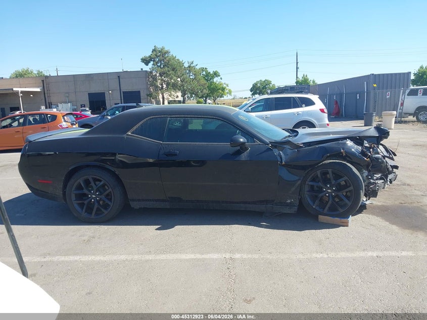 DODGE CHALLENGER - zdjęcie 13